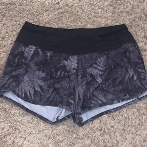 Lululemon size 4 shorts